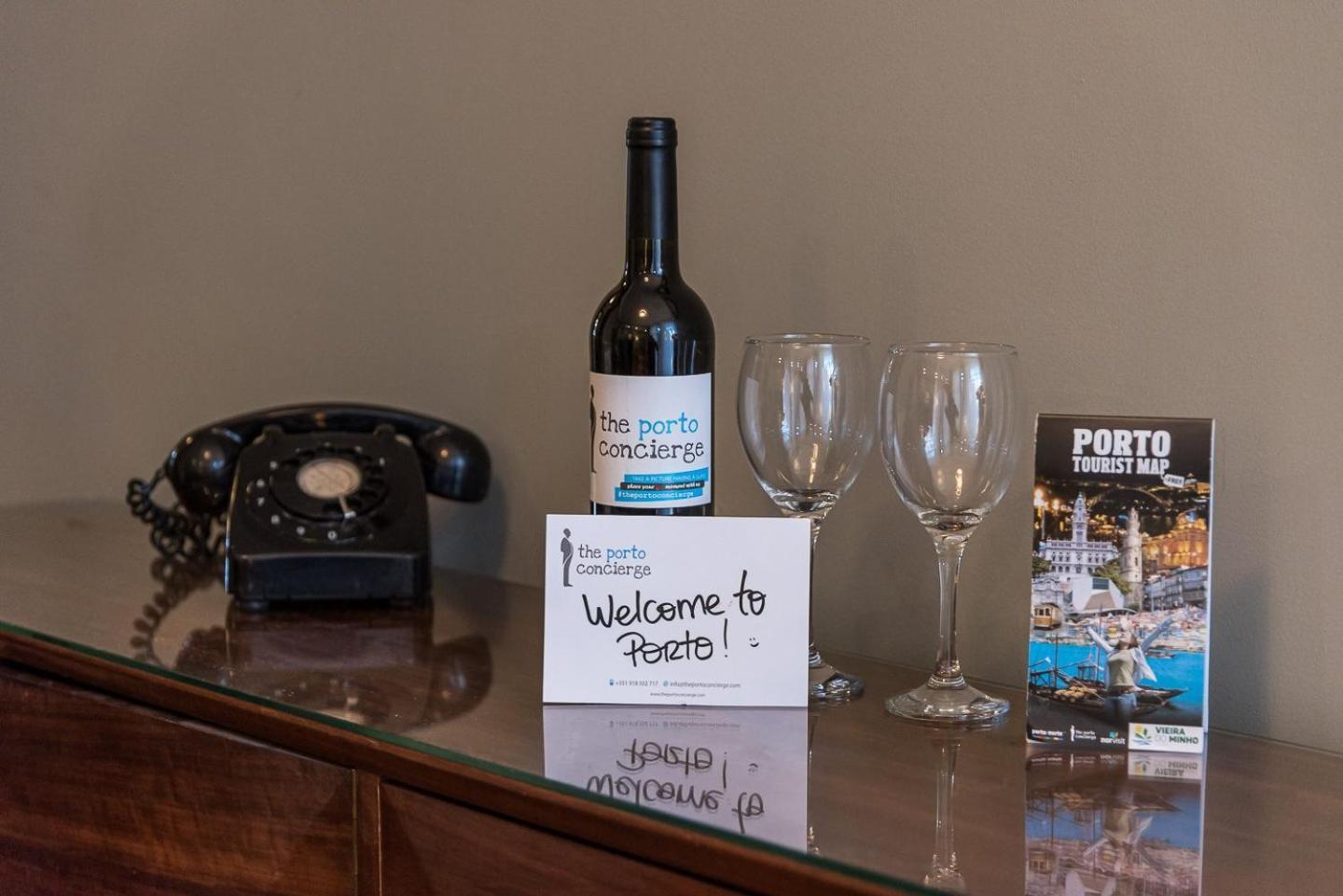 Guestready - Cedofeita Pool Suites Porto Bagian luar foto