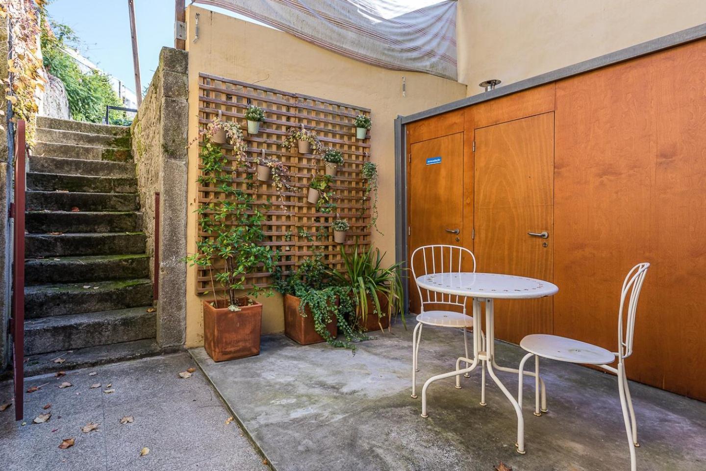 Guestready - Cedofeita Pool Suites Porto Bagian luar foto