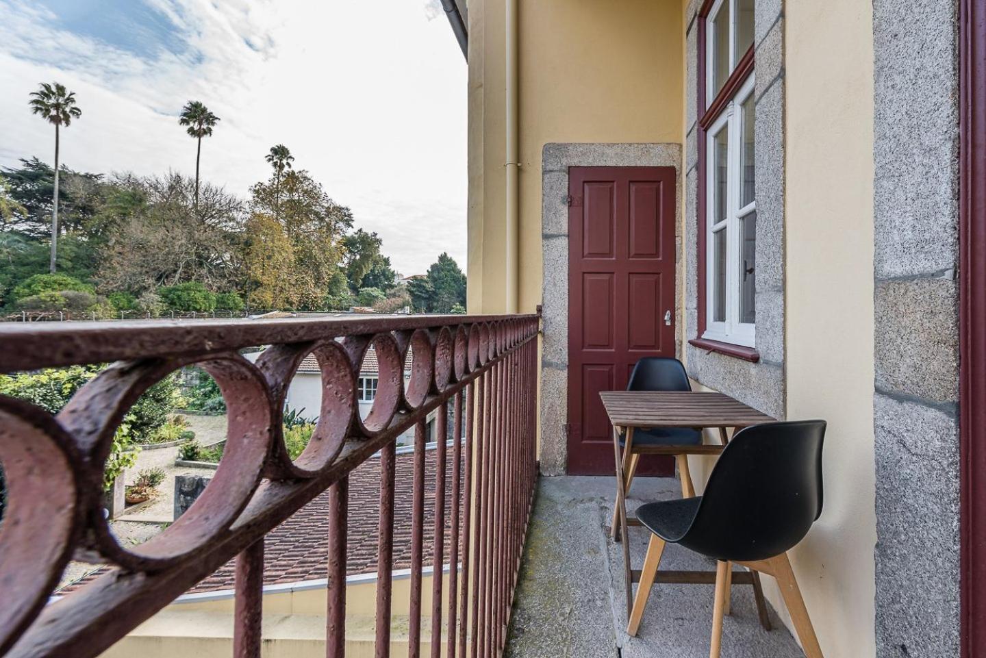 Guestready - Cedofeita Pool Suites Porto Bagian luar foto