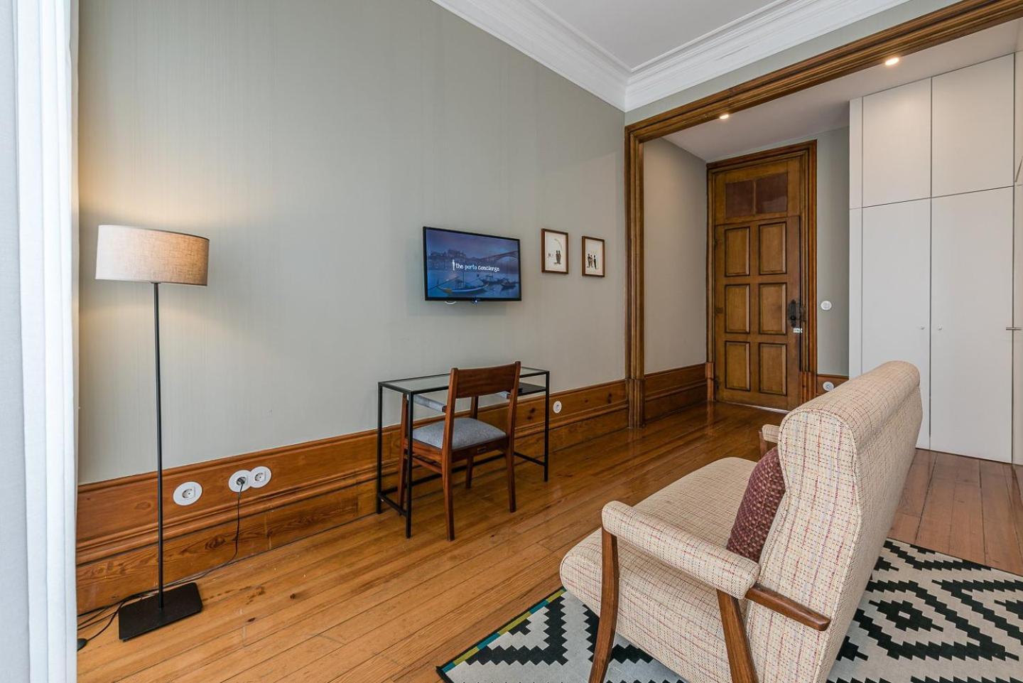Guestready - Cedofeita Pool Suites Porto Bagian luar foto