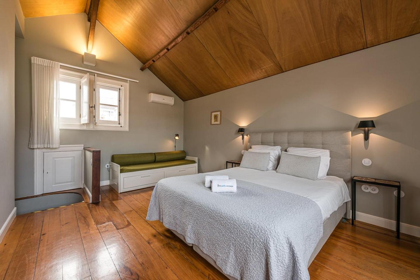 Guestready - Cedofeita Pool Suites Porto Bagian luar foto