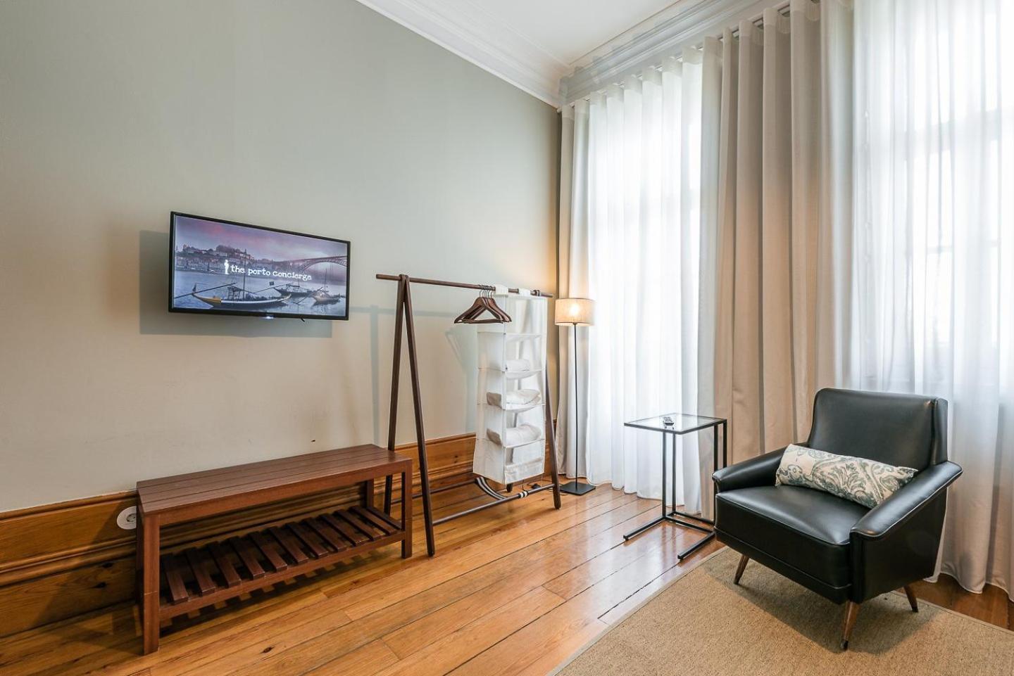Guestready - Cedofeita Pool Suites Porto Bagian luar foto