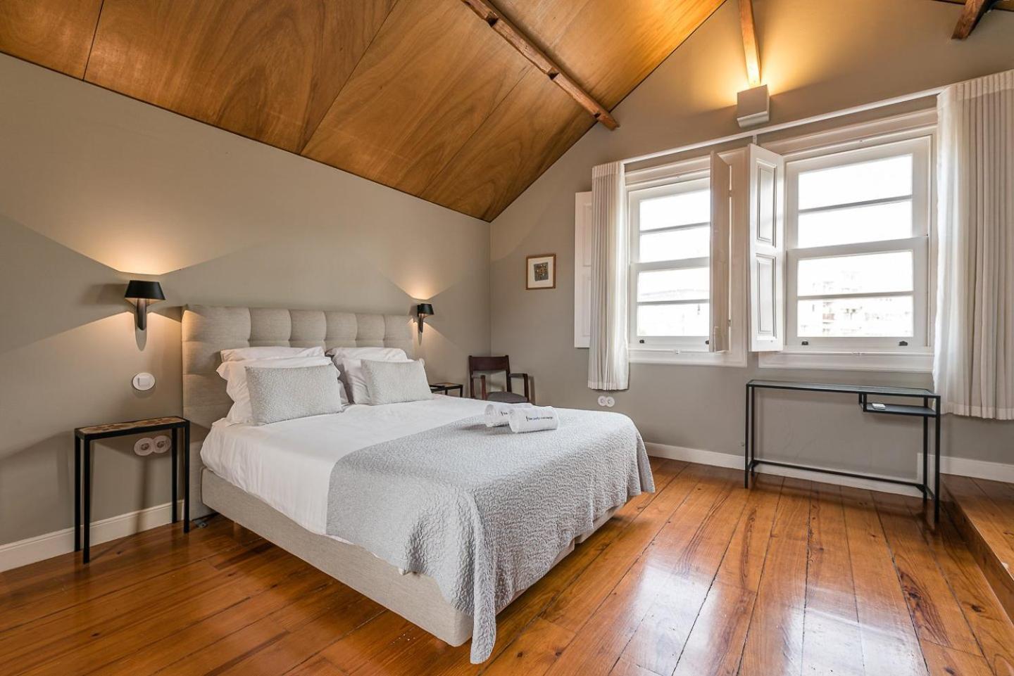 Guestready - Cedofeita Pool Suites Porto Bagian luar foto