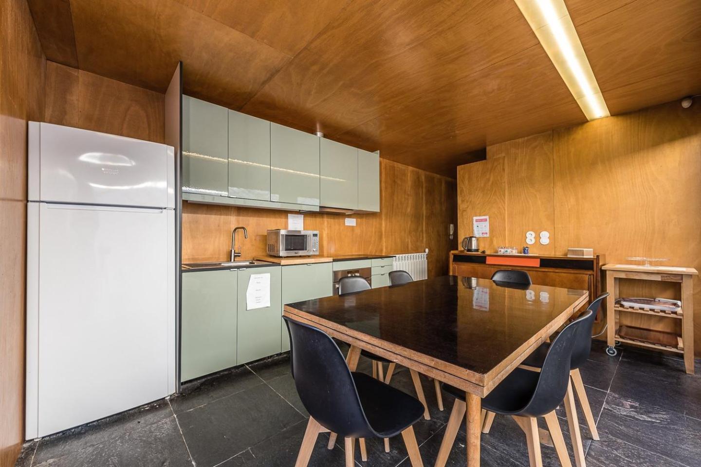 Guestready - Cedofeita Pool Suites Porto Bagian luar foto