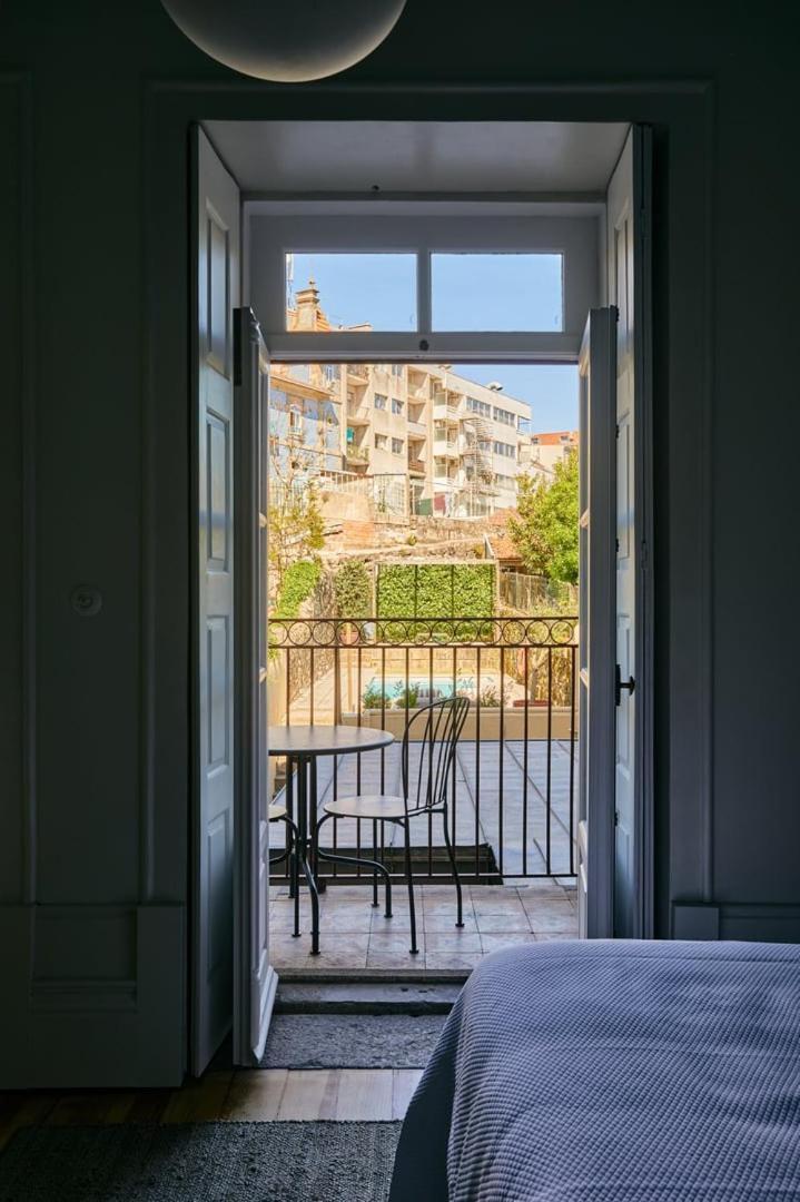 Guestready - Cedofeita Pool Suites Porto Bagian luar foto